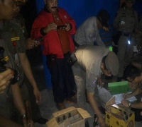Tamu Tempat Hiburan di Kolong Tol Kalijodo Kabur Saat Dirazia