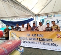 FKIJK Riau Serahkan  Bantuan Untuk Korban Gempa NTB  Secara Langsung di Lombok