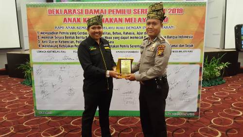 1542350796-Penyalai News-WhatsApp Image 2018-11-16 at 13 37 19(1)