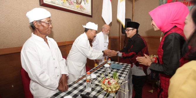 Kota Malang Kekurangan Guru Agama Hindu