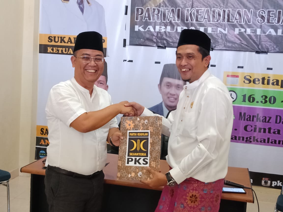 Budi Artiful resmi daftarkan diri di bursa penjaringan PKS sebagai Balon Bupati Pelalawan