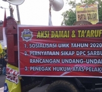 Massa Buruh di Jember Tolak RUU Omnibus Law karena Dinilai Menghapus Sistem UMK