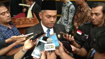 Ketua DPRD Pekanbaru minta Pemko tegas pada Pengusaha Billboard Illegal