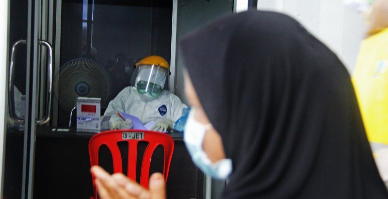 Dari hasil Rapid Test , 14 0rang terindikasi terserang Covid-19