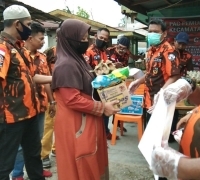 Bantu Masyarakat yang Terdampak Covid-19, MPC PP Pekanbaru salurkan 420 Paket Sembako 