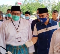 Targetkan menang, Pasangan Abu Mansyur Matridi-Habibi mendaftar ke KPU Pelalawan 