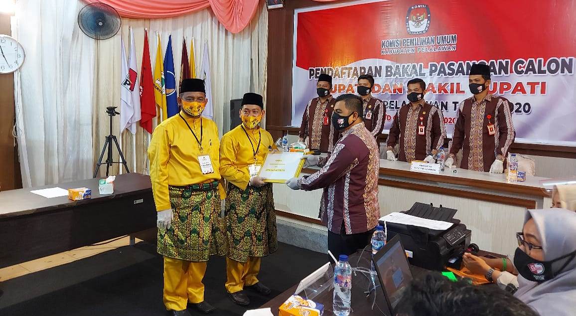 Foto : Adi Sukemi-M Rais 