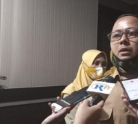 Datangin DPRD Pekanbaru, 4 Bulan Guru Bantu Belum Terima Gaji