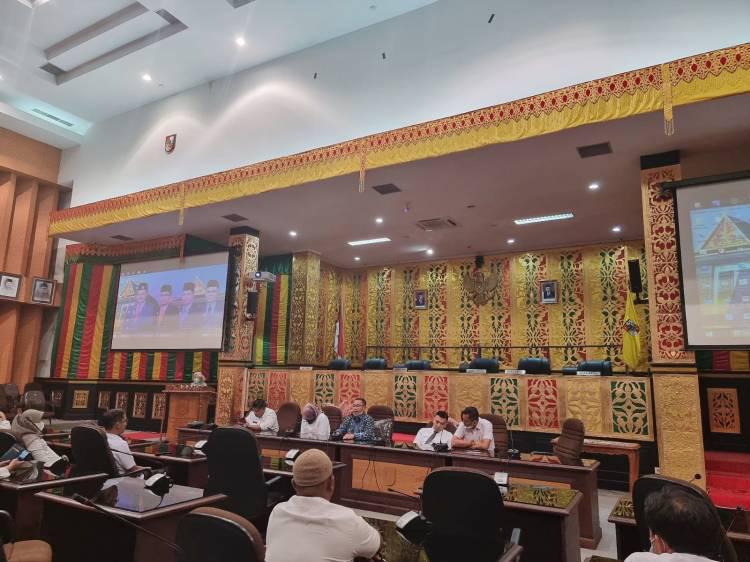 Komisi III DPRD Pekanbaru Rapat dengan Kemenag dan Kepala Sekolah Madrasah Bahas Persiapan PPDB