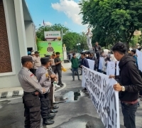 Aliansi Mahasiswa Peduli Kuansing, (AMUK) Desak Kejati Riau Proses dan Tangkap Pelaku Dugaan Korupsi Mega Proyek 3 Pilar di Kuansing