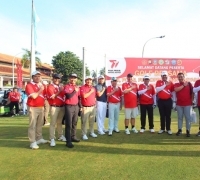 Kapolda Kepri Pimpin Friendly Match Golf Dalam Rangka Hari Bhayangkara Ke 77