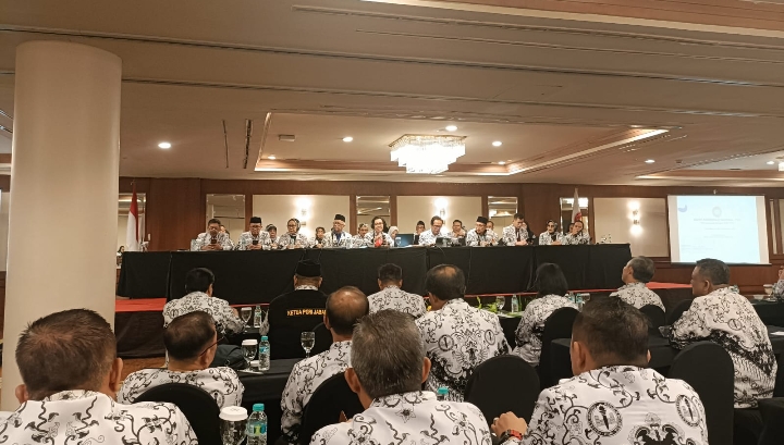Tim Caretaker PGRI Riau sudah dibentuk, 12 Pengurus PGRI Kabupaten/Kota Riau masih setia mendukung Ketum PB PGRI Prof. Dr. Unifah Rosyidi, M.Pd