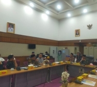 DPRD Panggil Ketua KPU dan Bawaslu Riau Terkait Pilkada   