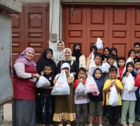 Management Fatriani Official Bersama Sahabat Peduli Sesama  Adakan Belanja Baju Lebaran Gratis Untuk Anak Yatim 