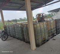 Barang Bukti Hasil Sitaan Minyak Subsidi Polres Kampar Parkir di Mapolsek Bangkinang Kota, Pelaku Masih Buron.   