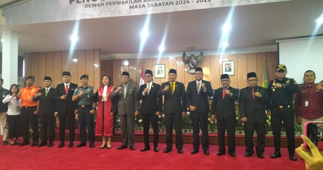 Raja Rafiza Resmi Dilantik sebagai Ketua DPRD Kabupaten Karimun periode 2024-2029