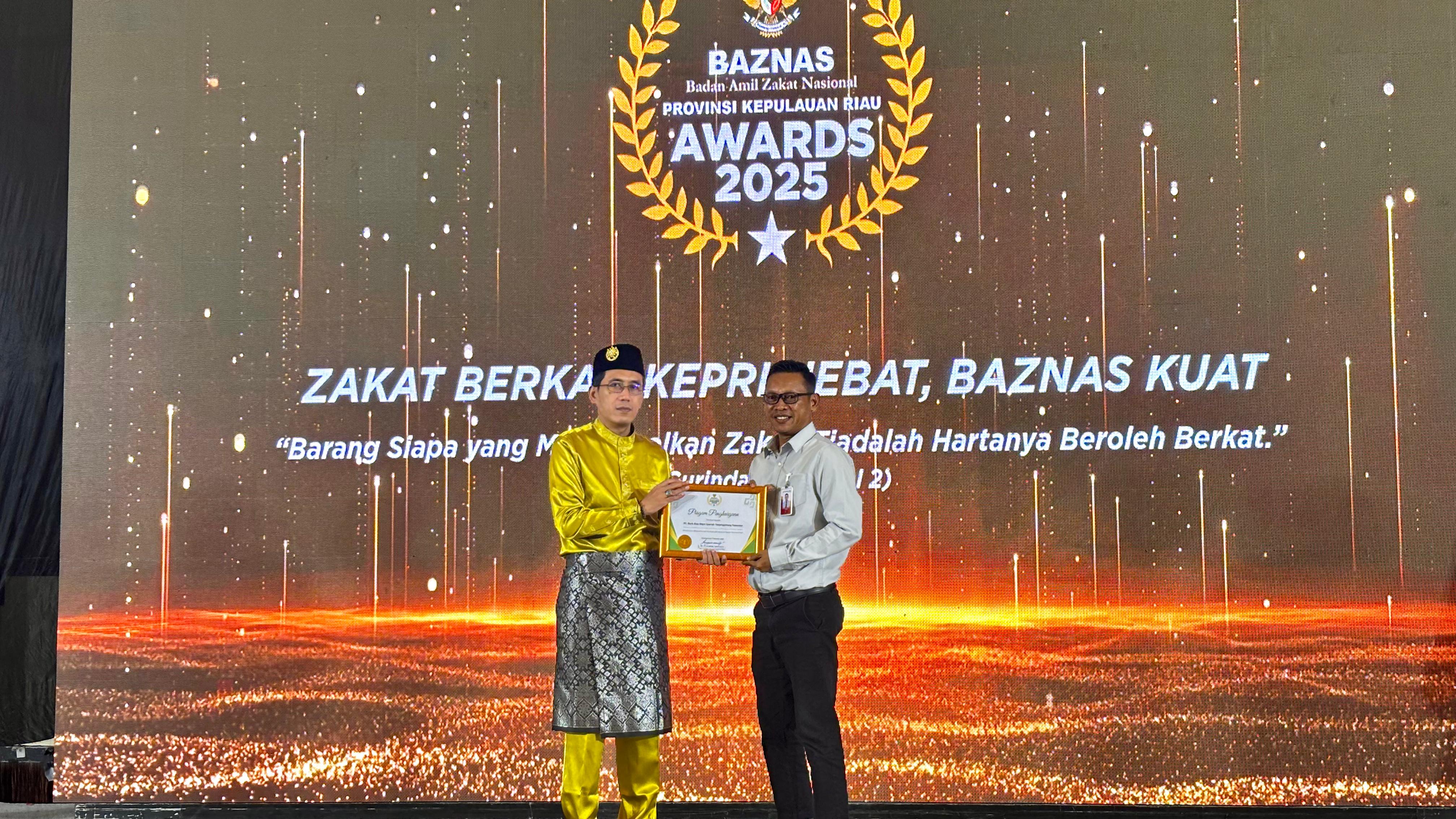 BRK Syariah Tanjungpinang Pamedan Raih Penghargaan “Bank dengan Komitmen Pelayanan Kelembagaan Terbaik Terhadap Zakat” pada Baznas Awards 2025
